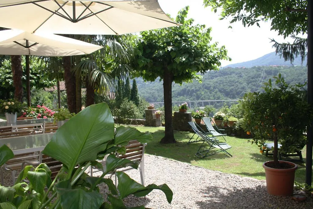 Antico Glicine B&B Maslianico Bed & Breakfast